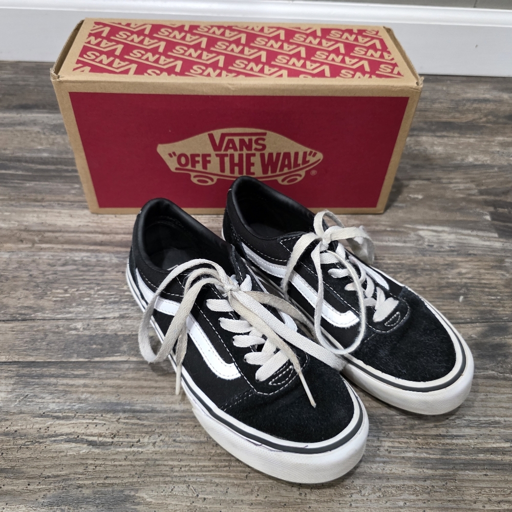 Vans Black and White Sneakers SZ 1.5